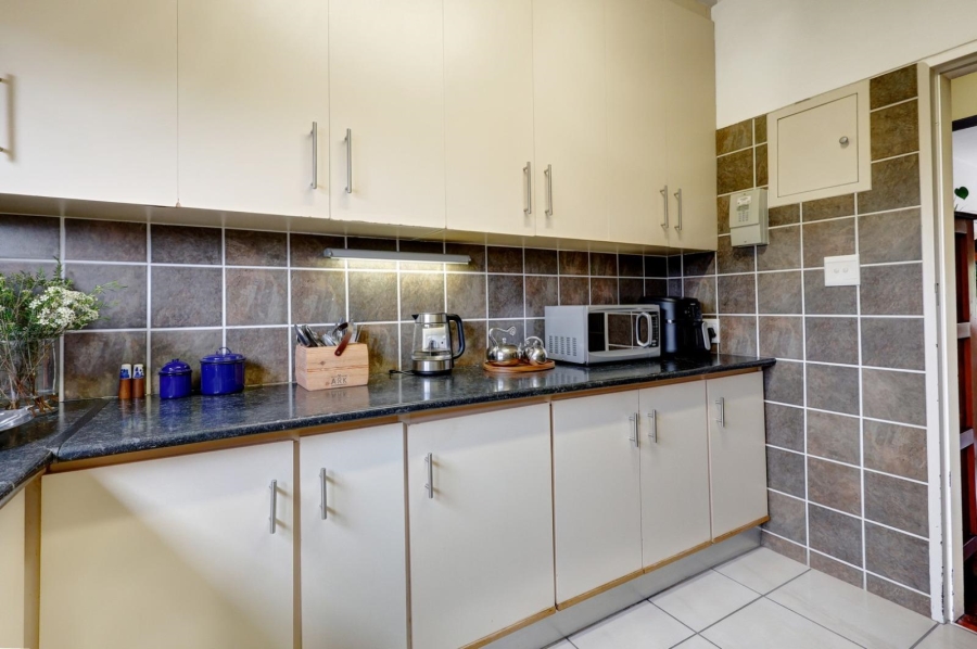 2 Bedroom Property for Sale in Oostersee Western Cape